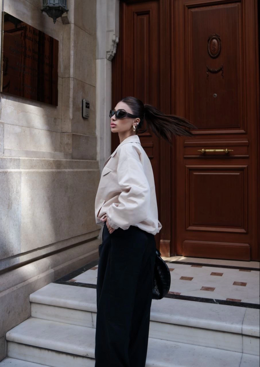 ASSEMA Kadın Fermuarlı Gömlek Yaka Bomber Ceket - Beyaz