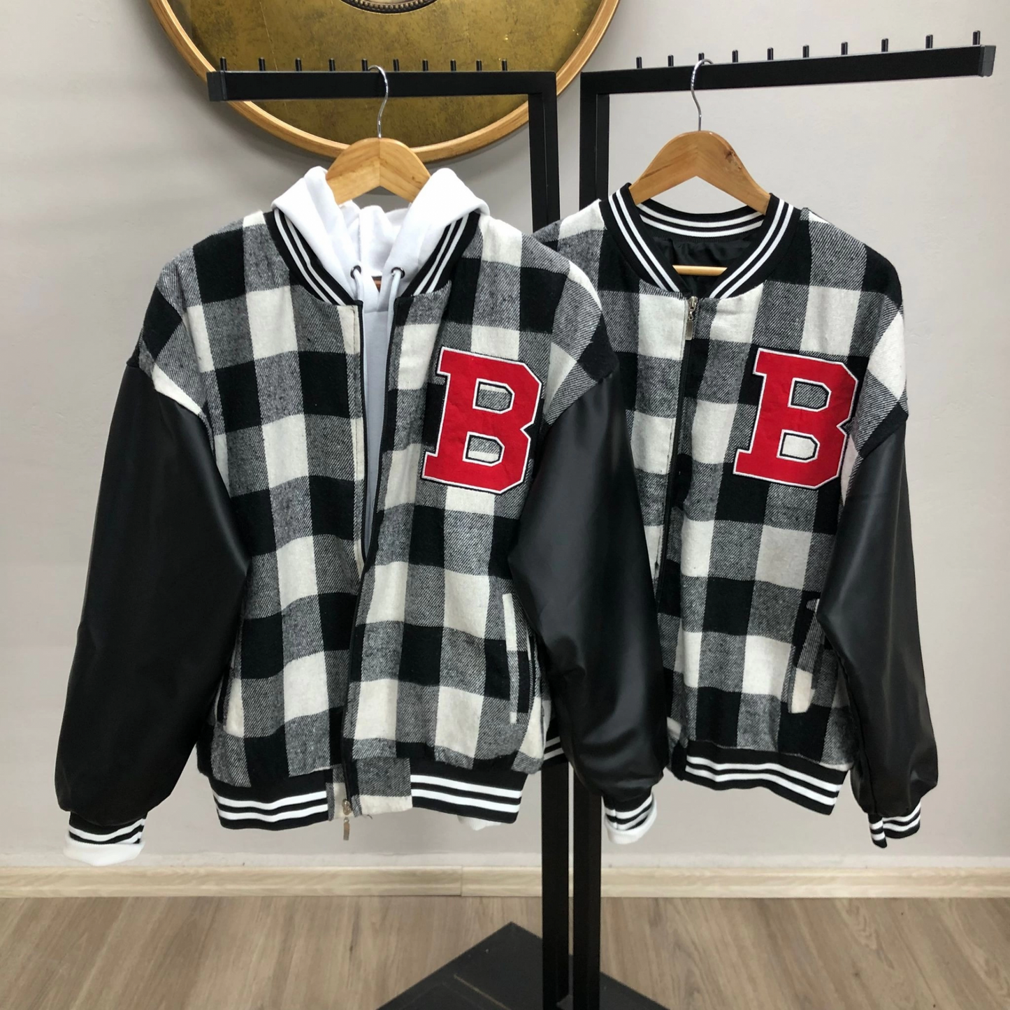 ASSEMA Kadın Pötikare Desen Harf Nakışlı Kolej Ceket - Siyah